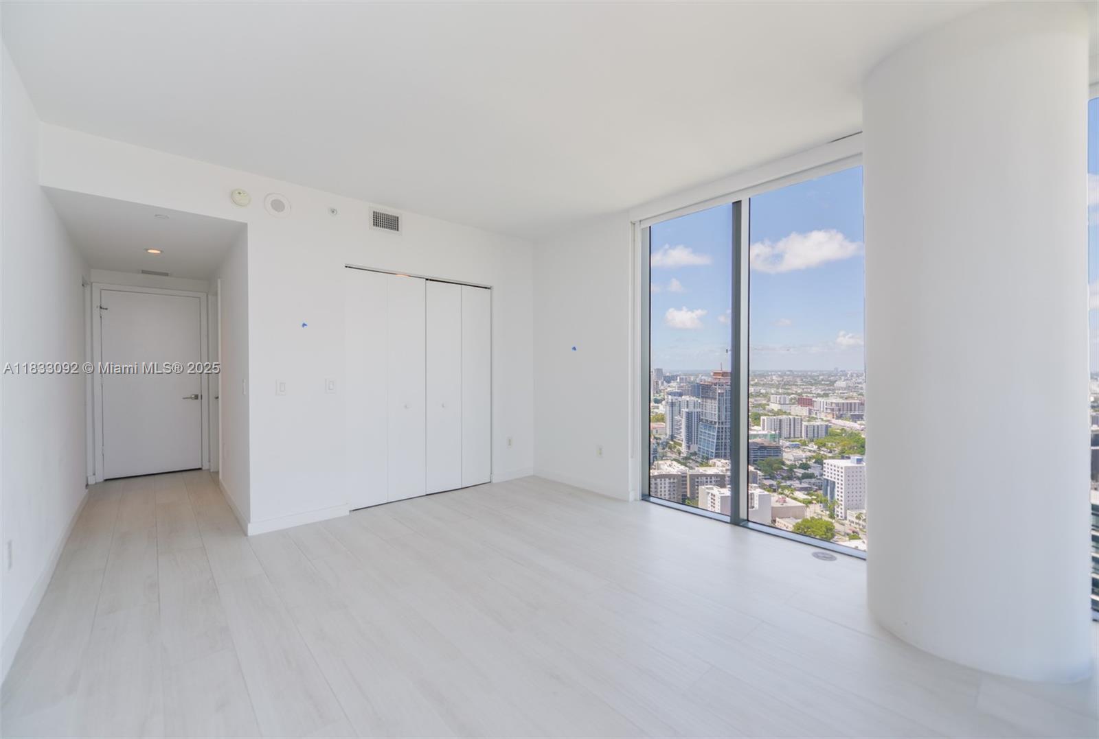 650 NE 32nd St #4301 Miami, FL 33137