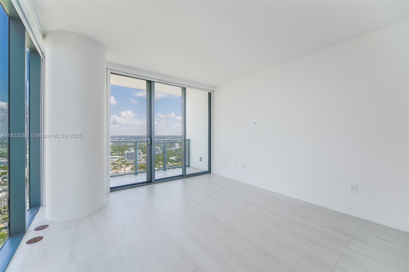 650 NE 32nd St #4301 Miami, FL 33137