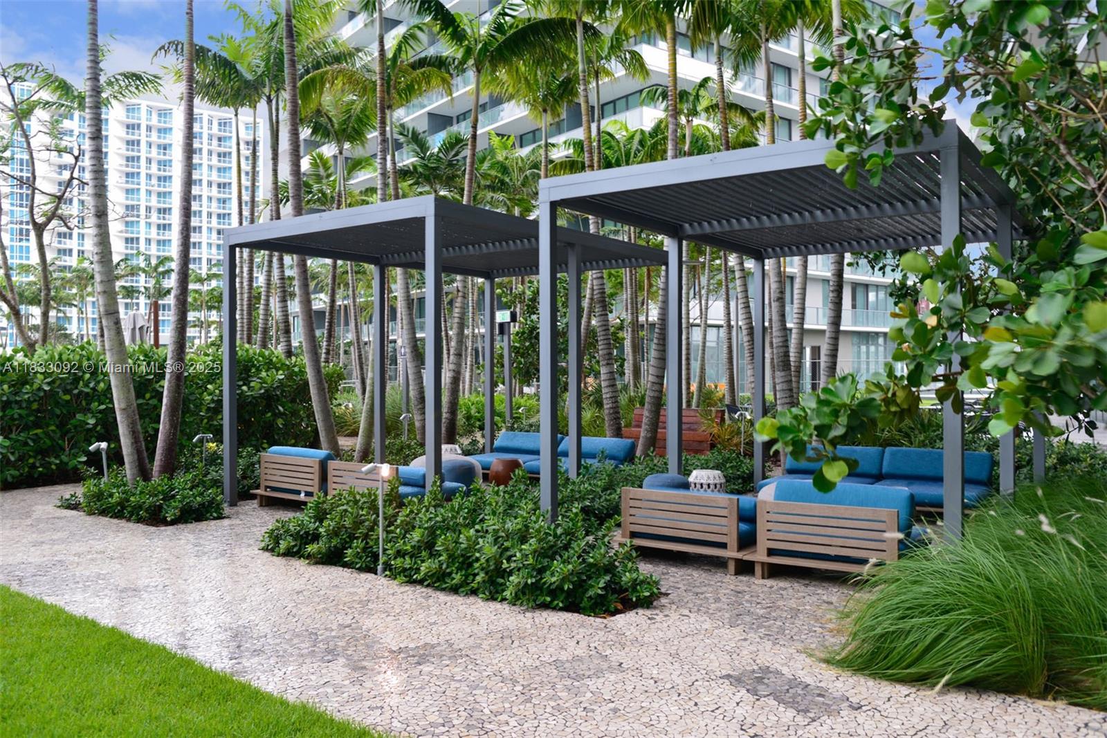 650 NE 32nd St #4301 Miami, FL 33137