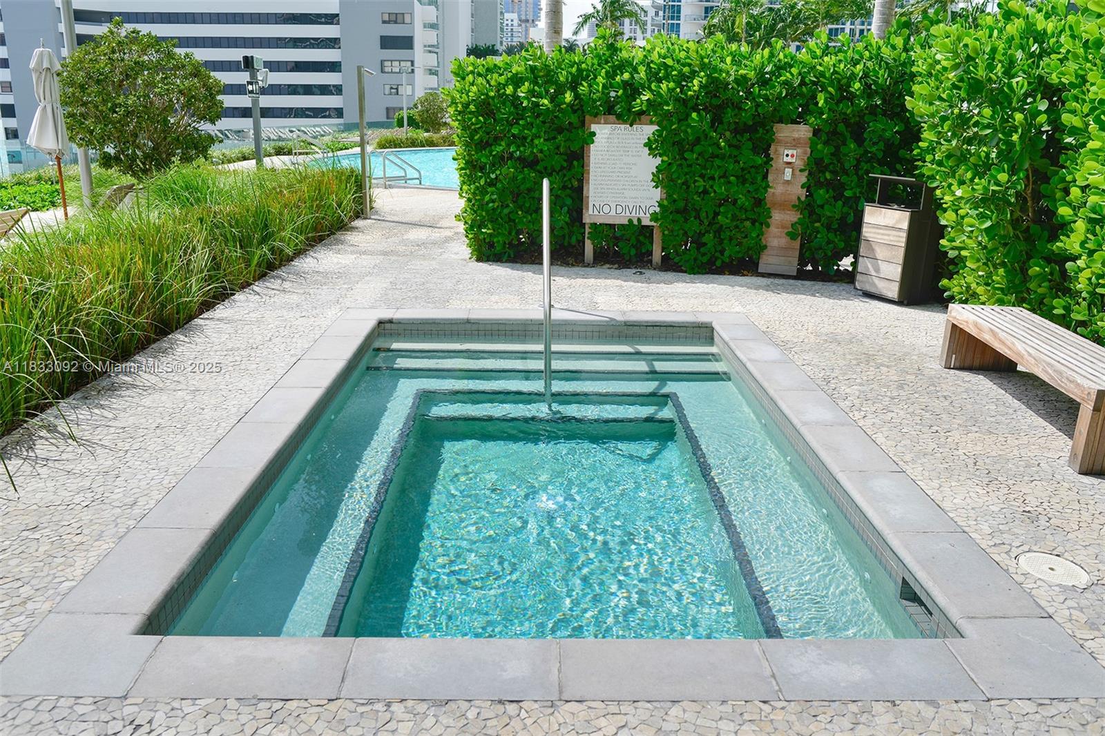 650 NE 32nd St #4301 Miami, FL 33137