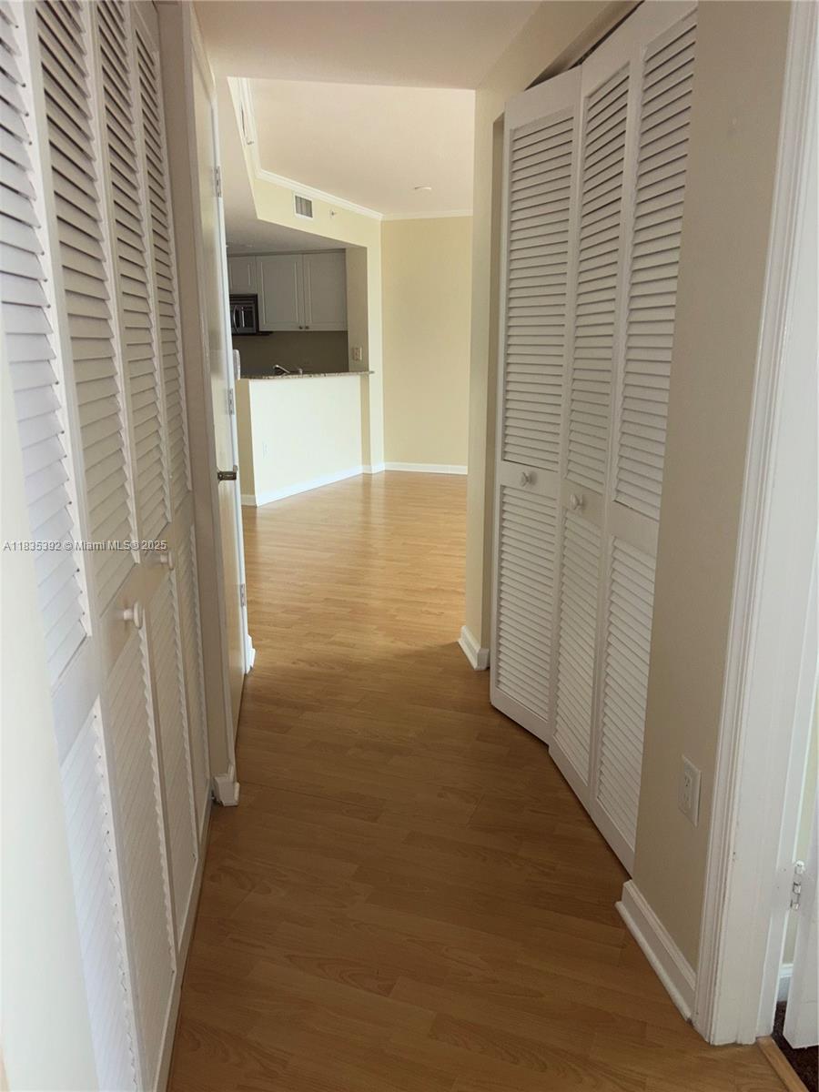 19501 W Country Clb Dr #1611 Aventura, FL 33180 19501 W Country Clb Dr #1611 Aventura, FL 33180