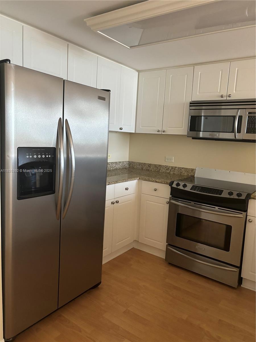 19501 W Country Clb Dr #1611 Aventura, FL 33180 19501 W Country Clb Dr #1611 Aventura, FL 33180