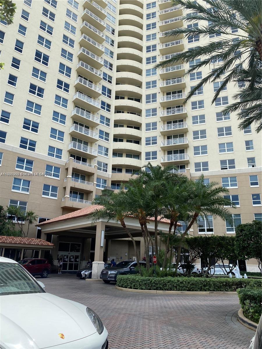 19501 W Country Clb Dr #1611 Aventura, FL 33180 19501 W Country Clb Dr #1611 Aventura, FL 33180