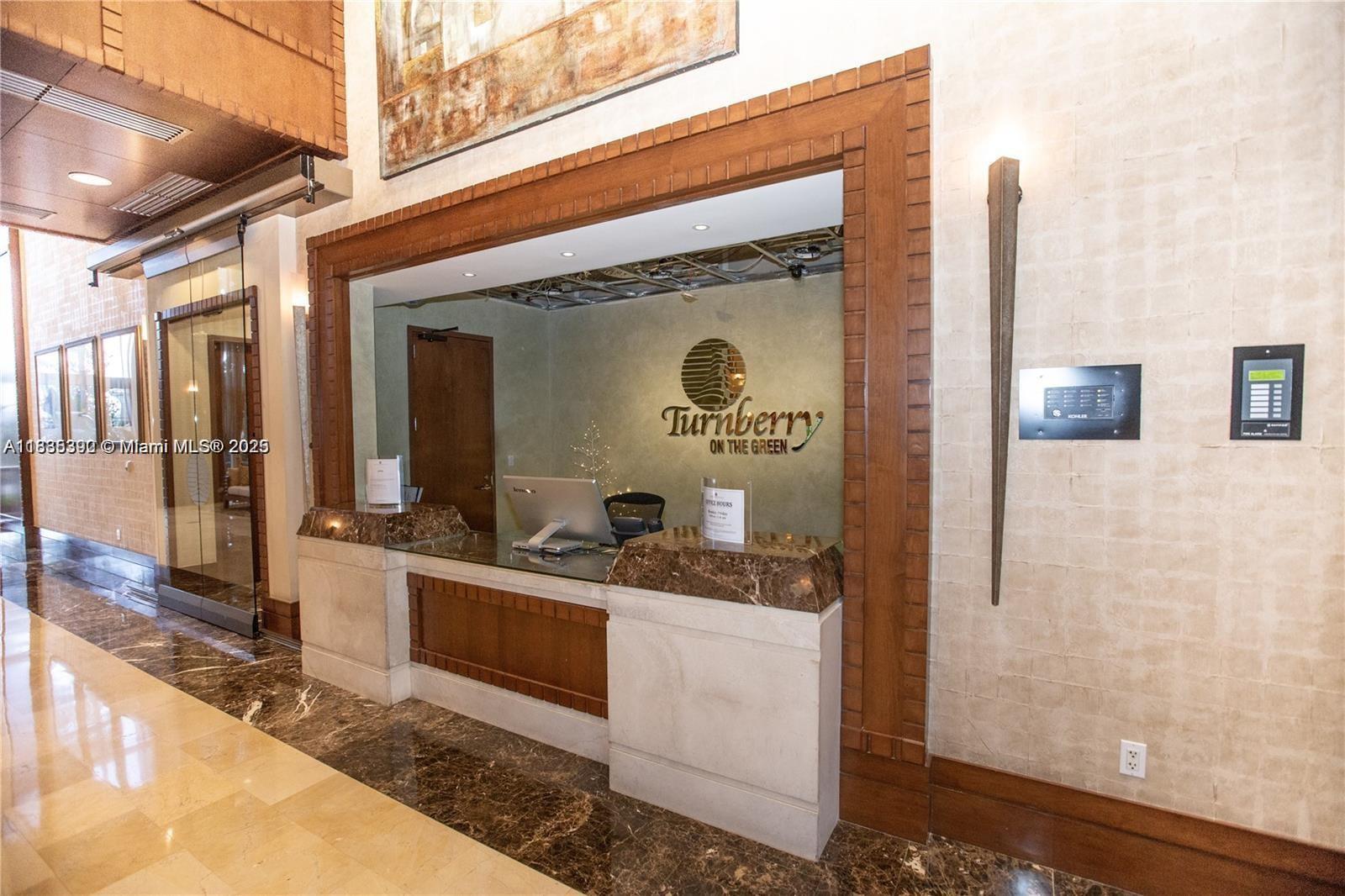 19501 W Country Clb Dr #1611 Aventura, FL 33180 19501 W Country Clb Dr #1611 Aventura, FL 33180