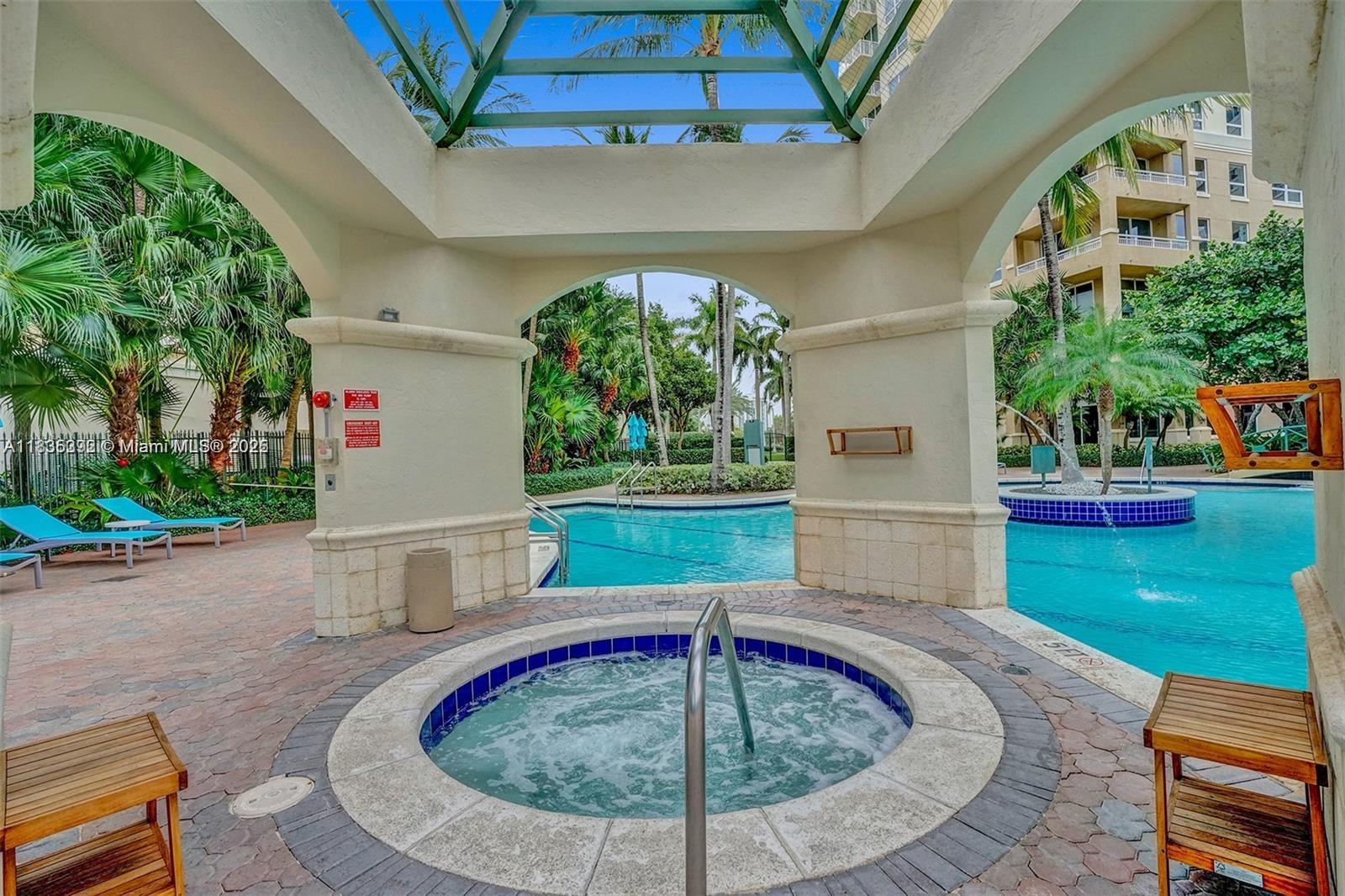 19501 W Country Clb Dr #1611 Aventura, FL 33180 19501 W Country Clb Dr #1611 Aventura, FL 33180