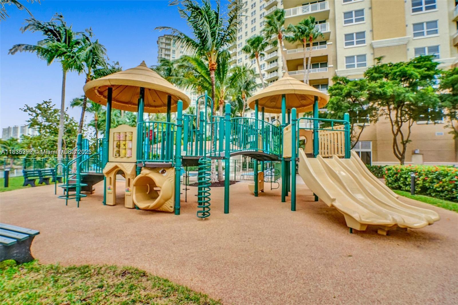 19501 W Country Clb Dr #1611 Aventura, FL 33180 19501 W Country Clb Dr #1611 Aventura, FL 33180