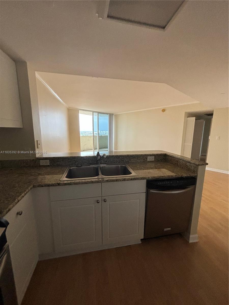 19501 W Country Clb Dr #1611 Aventura, FL 33180 19501 W Country Clb Dr #1611 Aventura, FL 33180