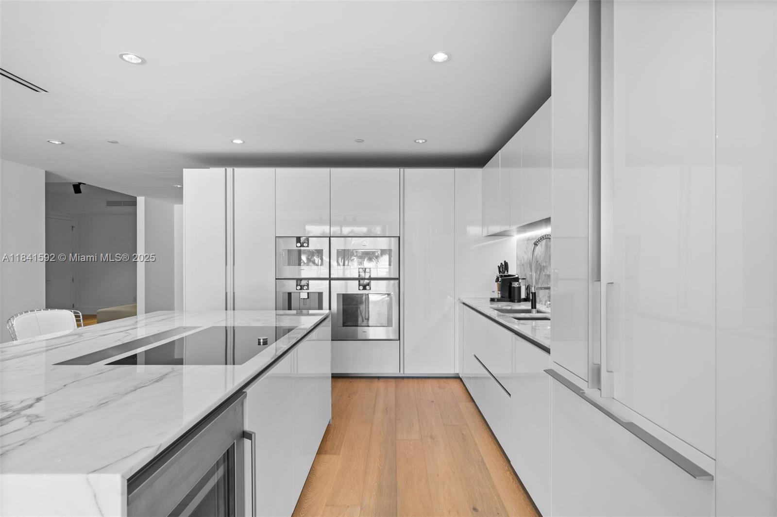image OCEANA BAL HARBOUR CONDO10