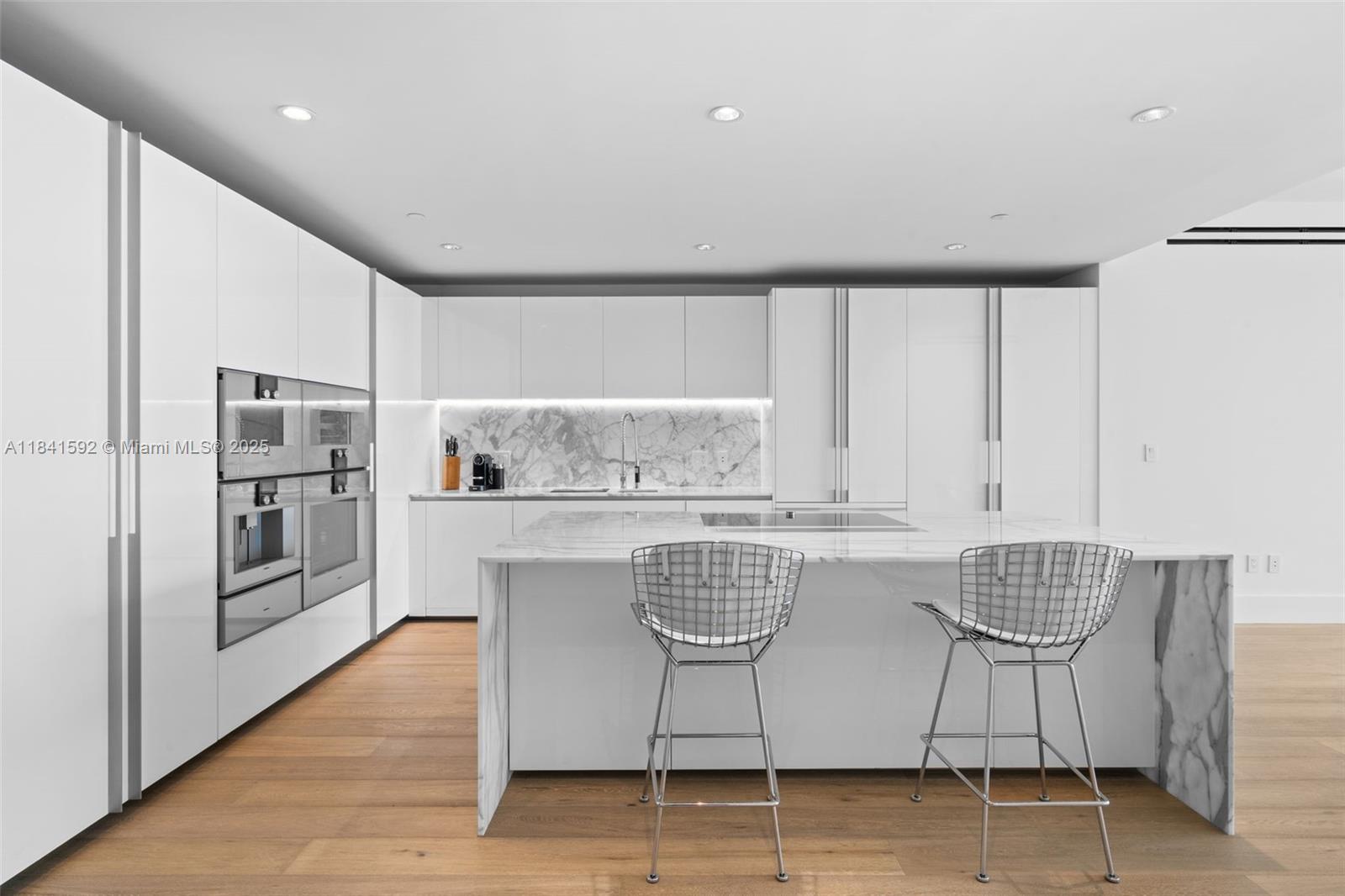 image OCEANA BAL HARBOUR CONDO8