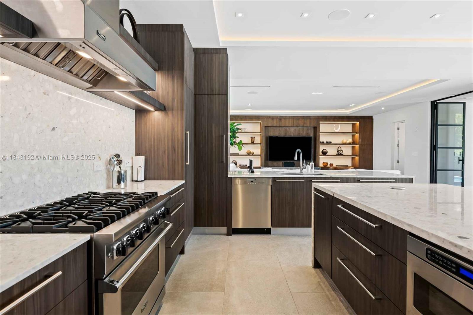 5288 Alton Rd Miami Beach, FL 33140