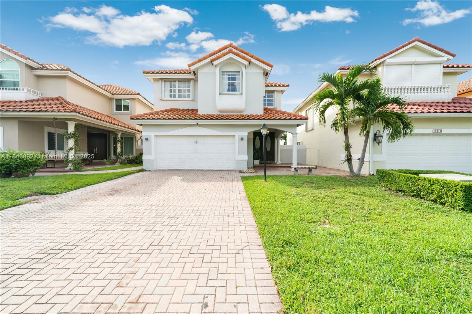 10323 NW 56th Ter