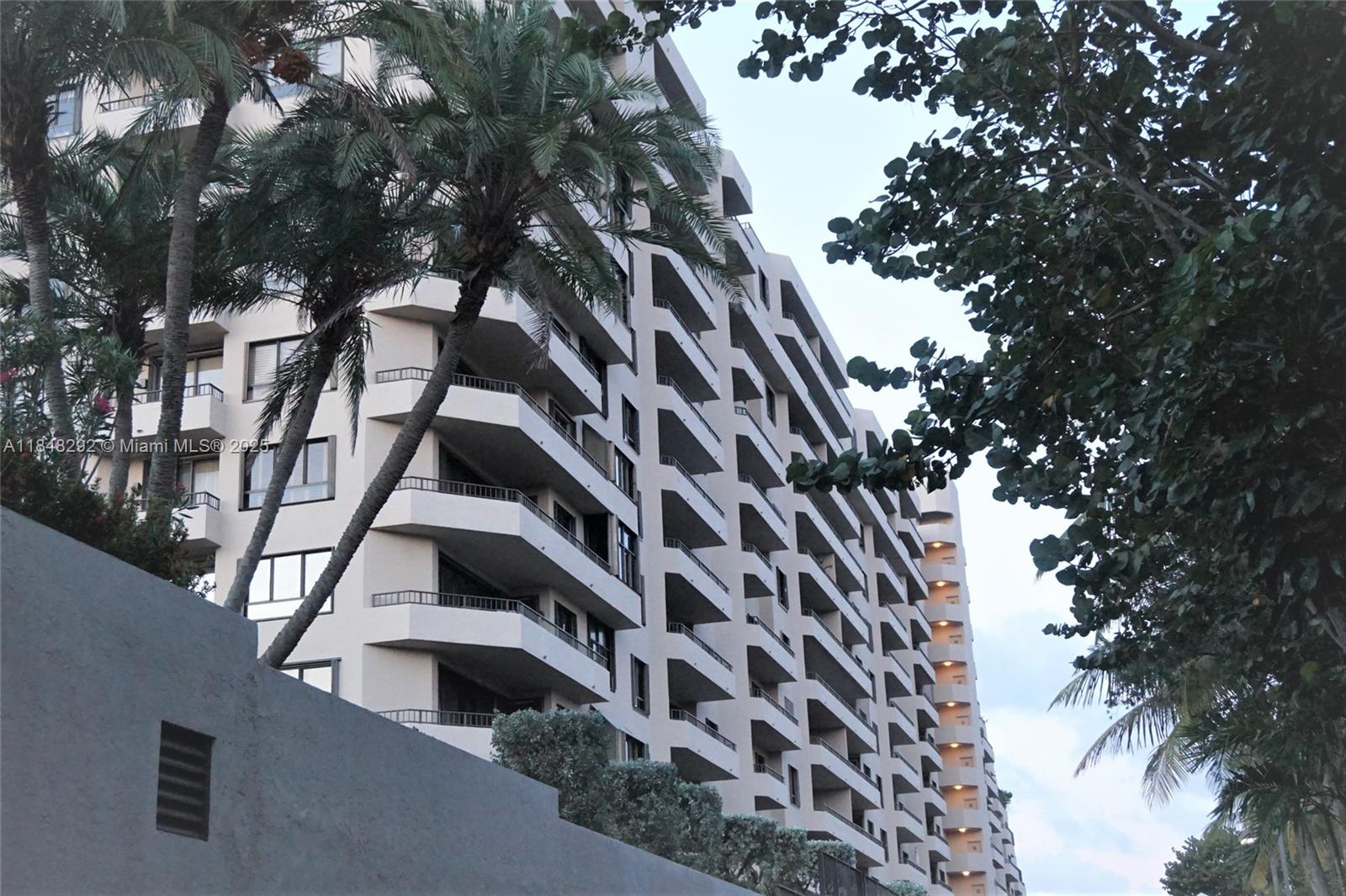 251 Crandon Blvd #408