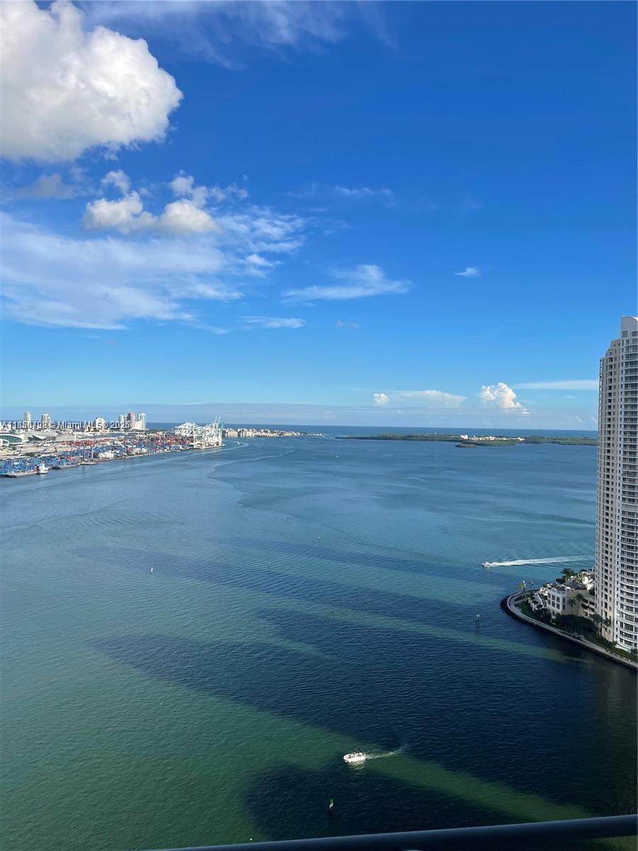 325 S Biscayne Blvd #3526