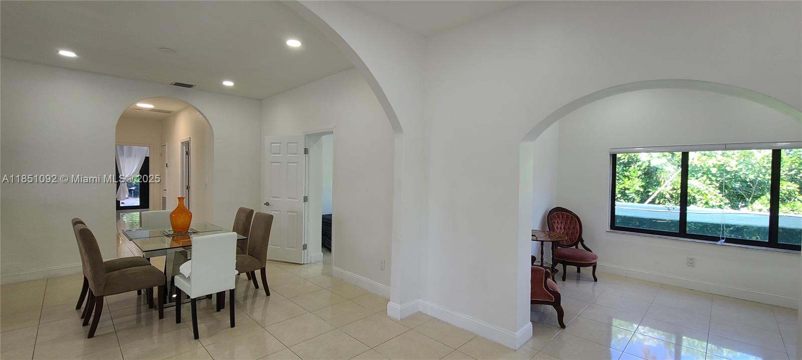 1721 SW 24th Ter Miami, FL 33145