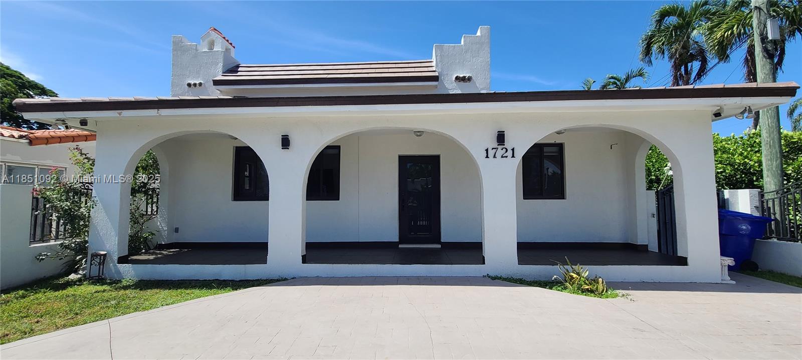 1721 SW 24th Ter Miami, FL 33145