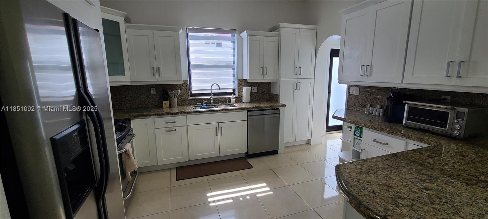 1721 SW 24th Ter Miami, FL 33145