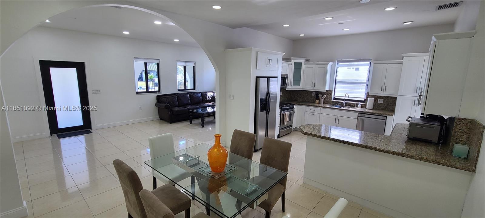 1721 SW 24th Ter Miami, FL 33145