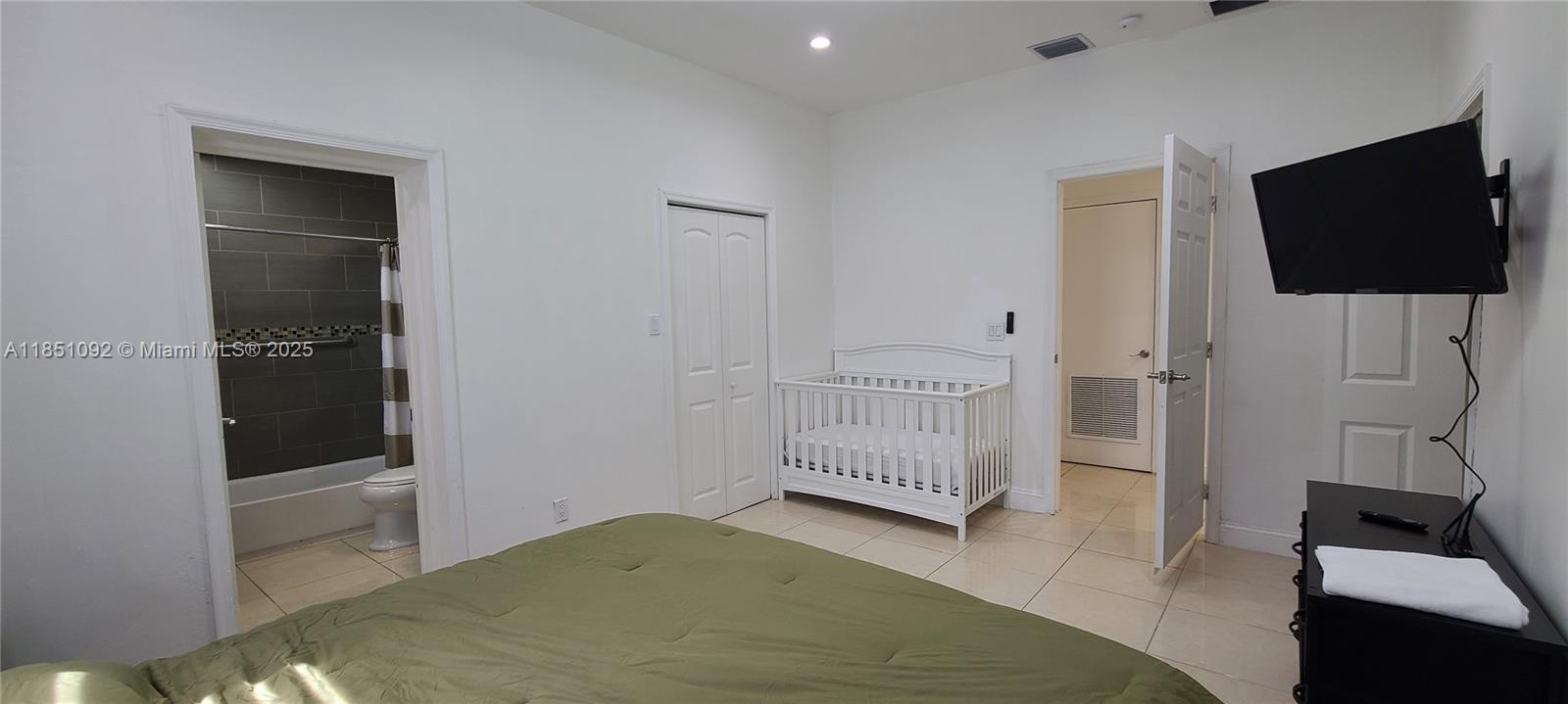 1721 SW 24th Ter Miami, FL 33145