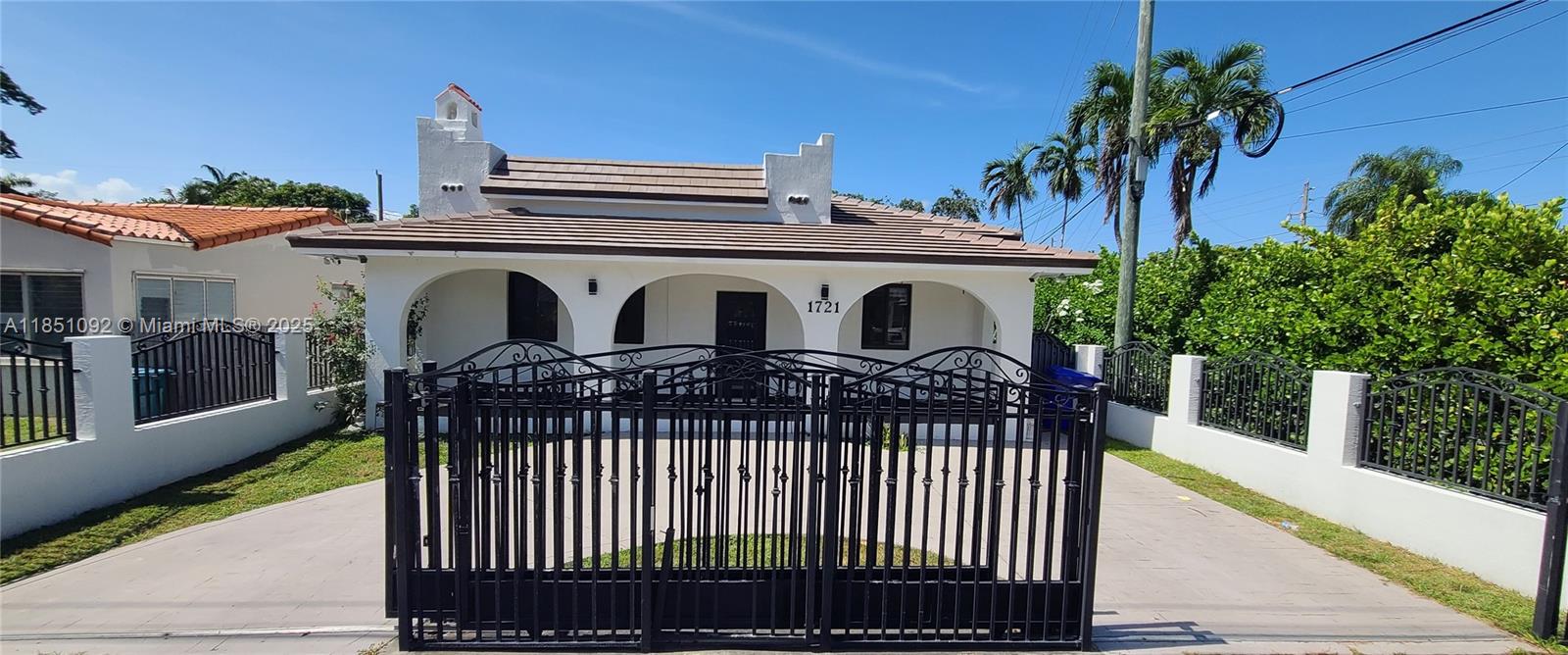 1721 SW 24th Ter Miami, FL 33145