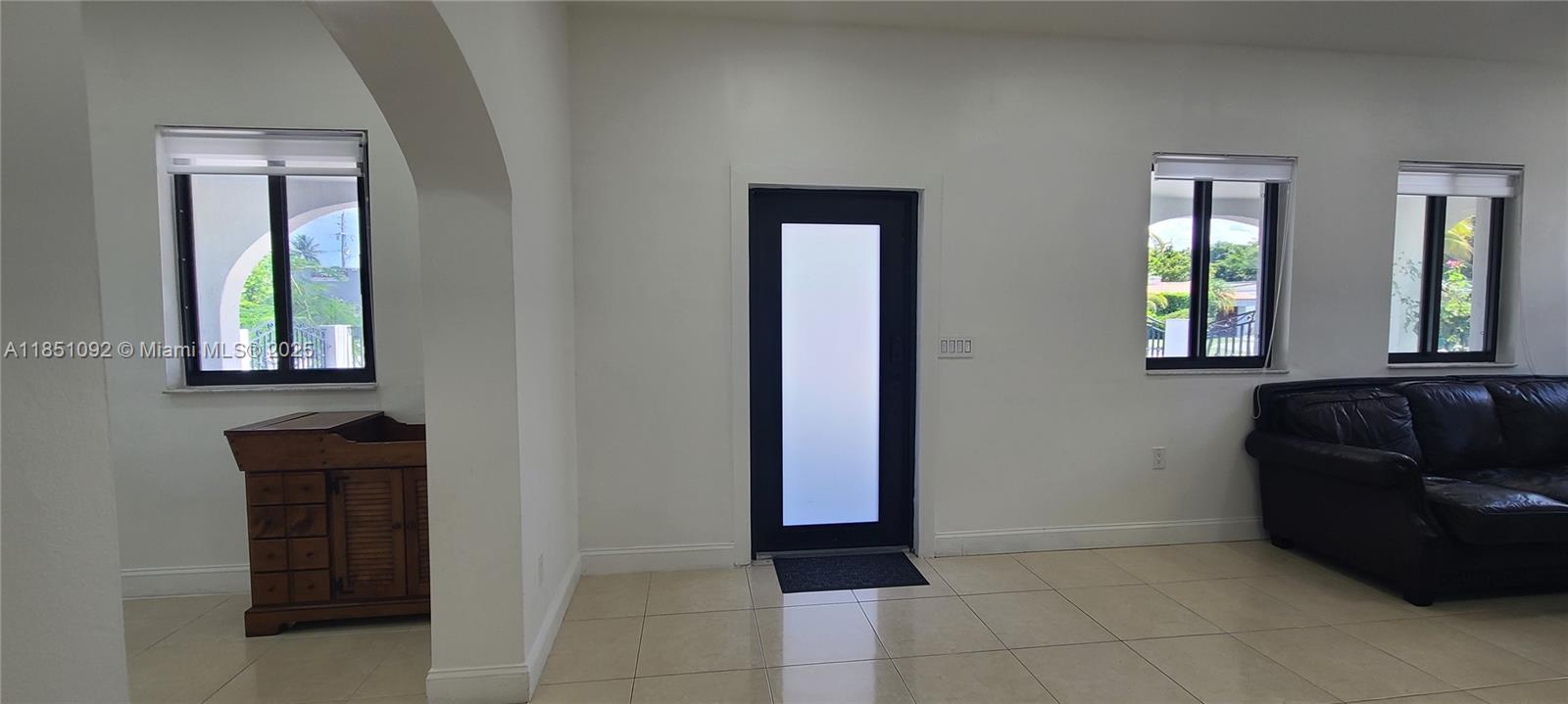 1721 SW 24th Ter Miami, FL 33145