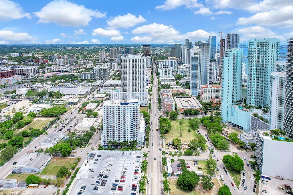image 1800 Biscayne Plaza31