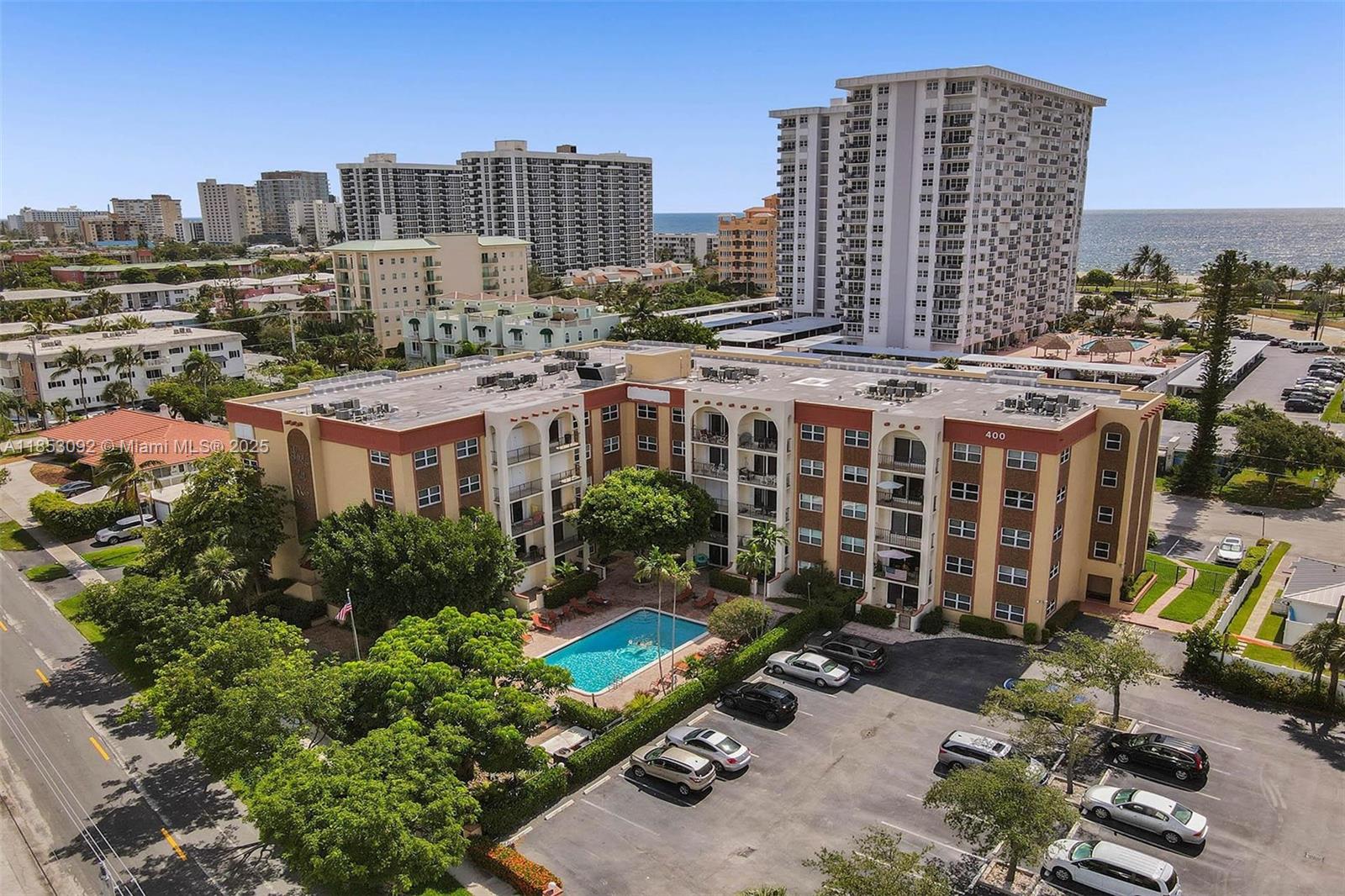 400 N Riverside Dr #106