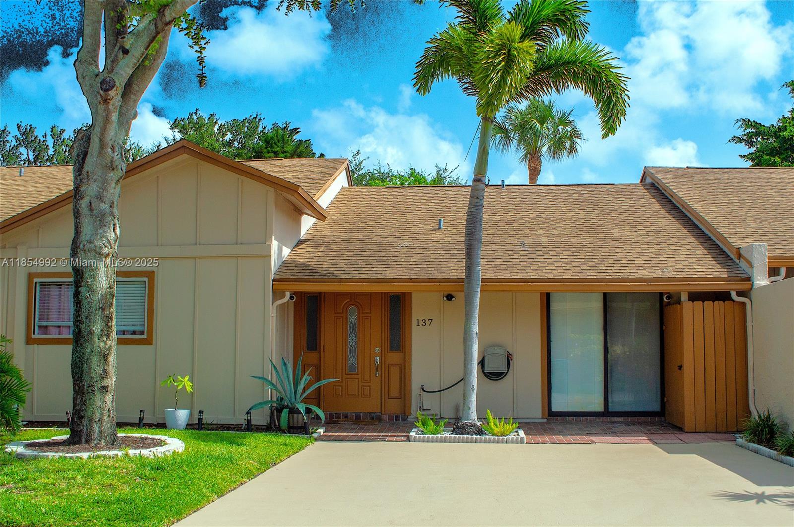 2400 SW 19th Ave #137