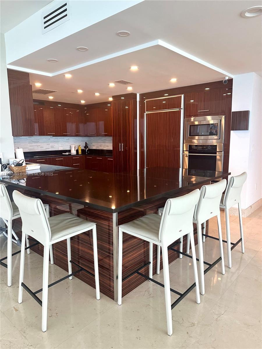 3951 S Ocean Dr #1903 Hollywood, FL 33019