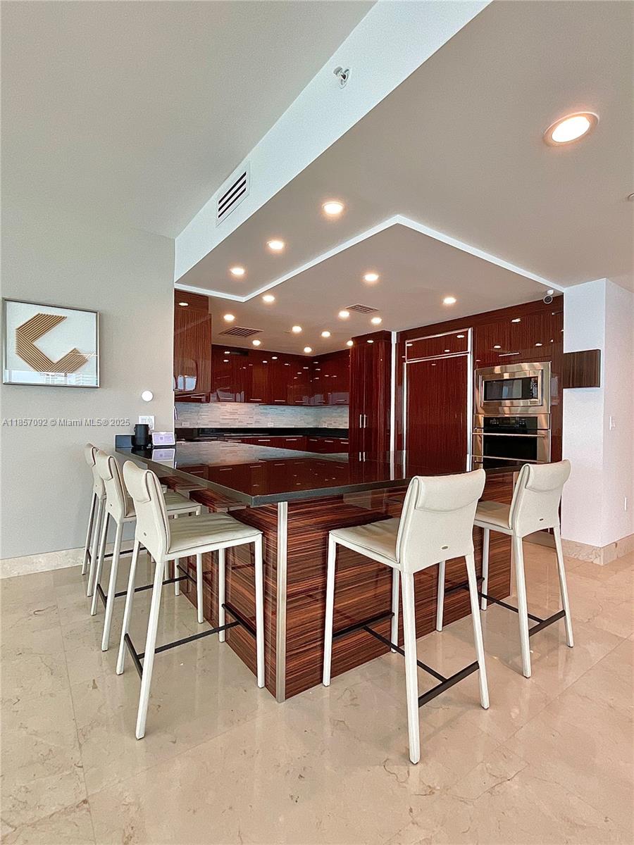 3951 S Ocean Dr #1903 Hollywood, FL 33019