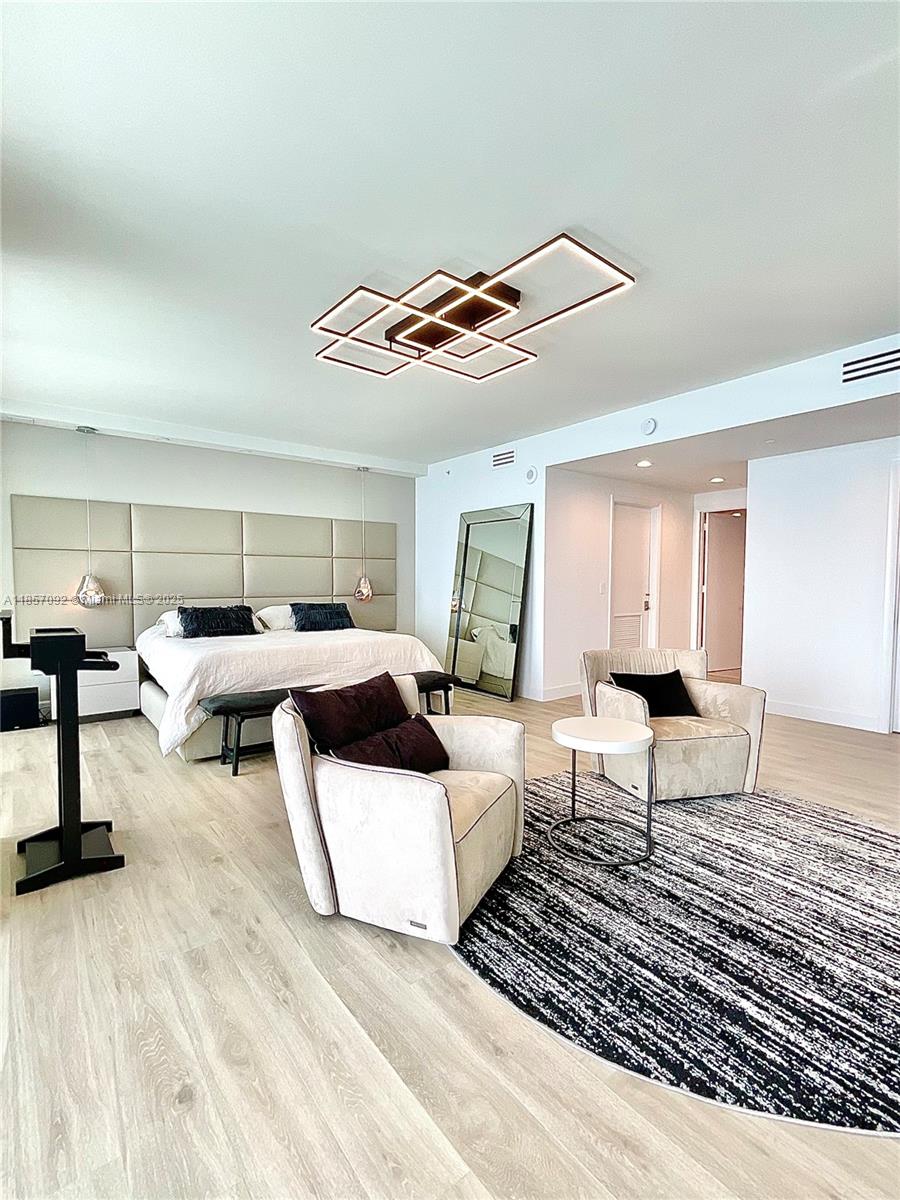 3951 S Ocean Dr #1903 Hollywood, FL 33019