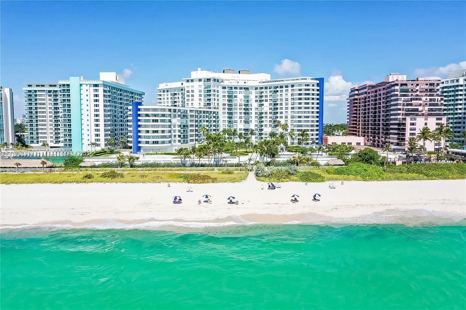 5161 Collins Ave #1003