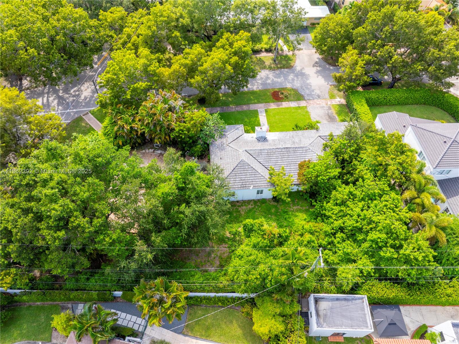3807 Durango St Coral Gables, FL 33134 3807 Durango St Coral Gables, FL 33134