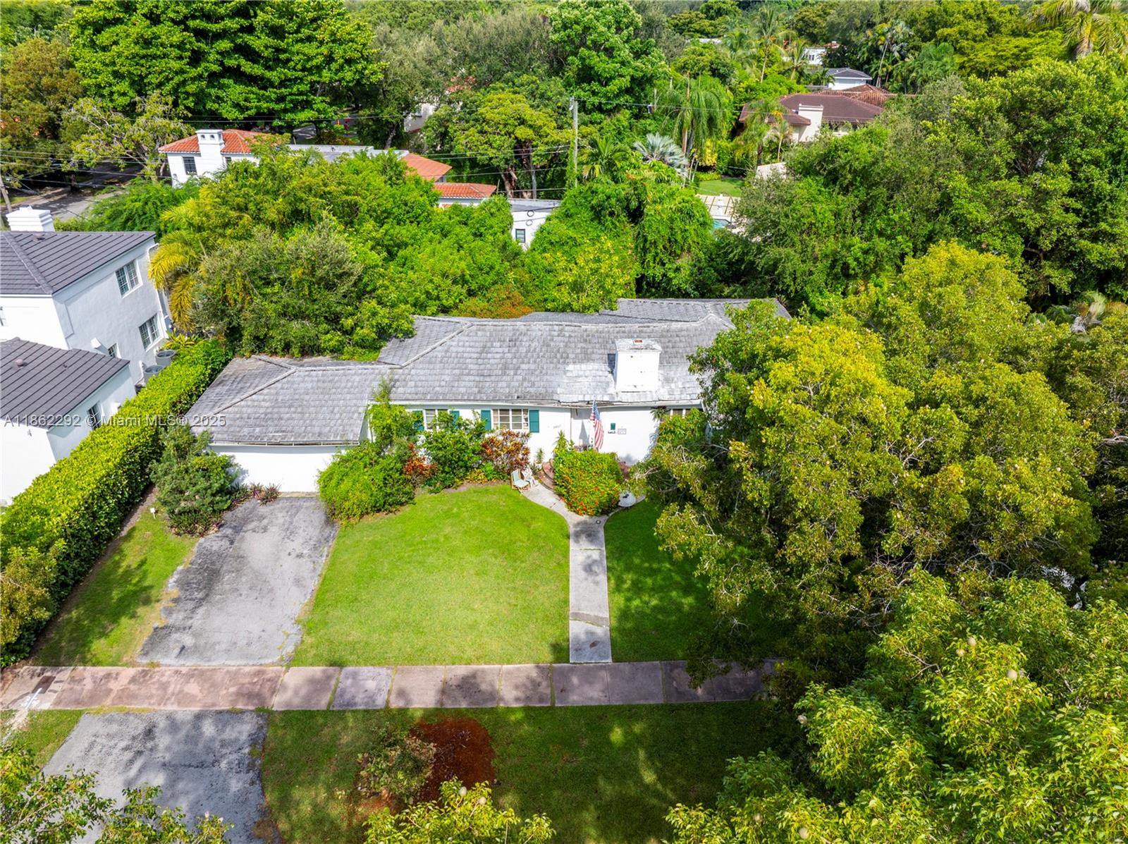 3807 Durango St Coral Gables, FL 33134 3807 Durango St Coral Gables, FL 33134