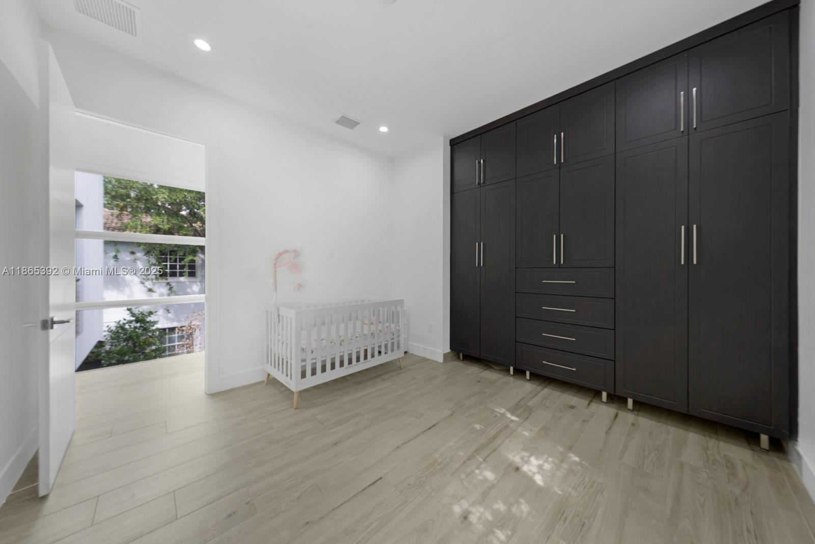 5720 SW 24th St Miami, FL 33155 5720 SW 24th St Miami, FL 33155