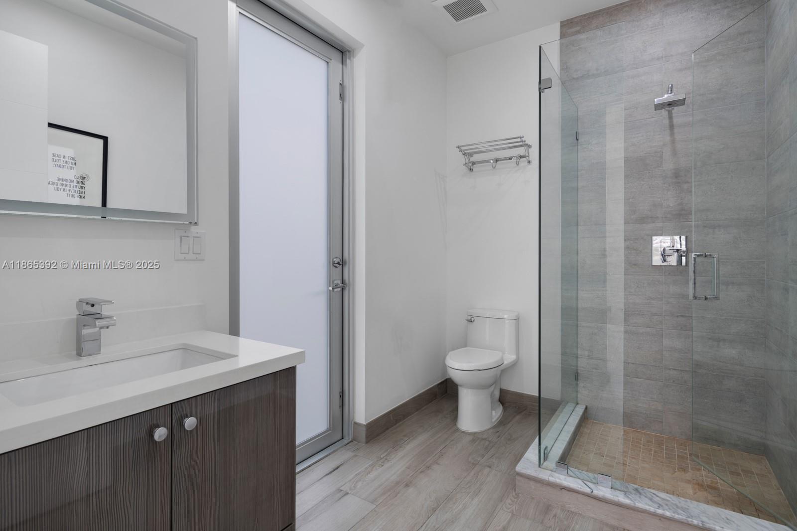 5720 SW 24th St Miami, FL 33155 5720 SW 24th St Miami, FL 33155