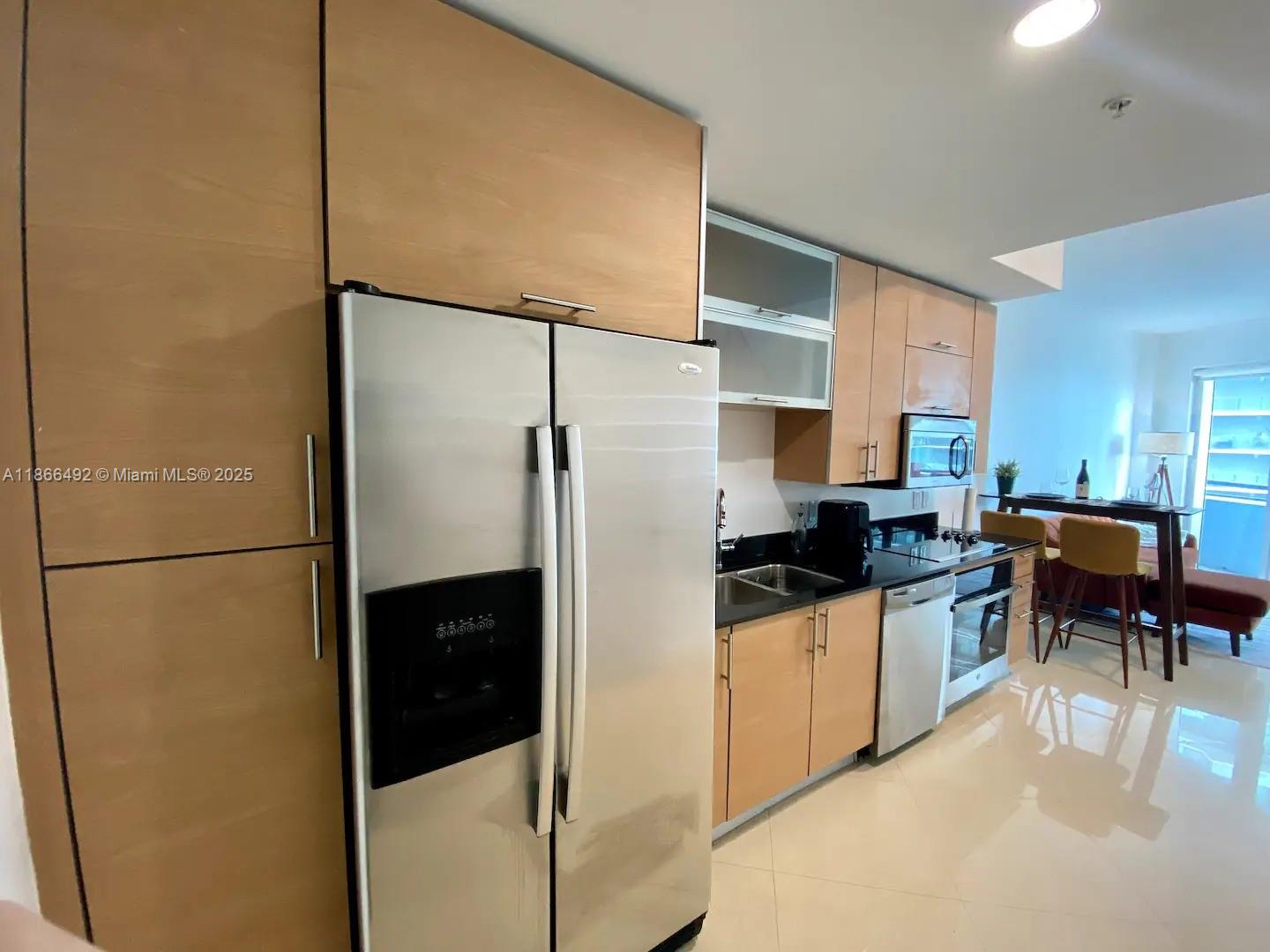 image Infinity At Brickell Cond9