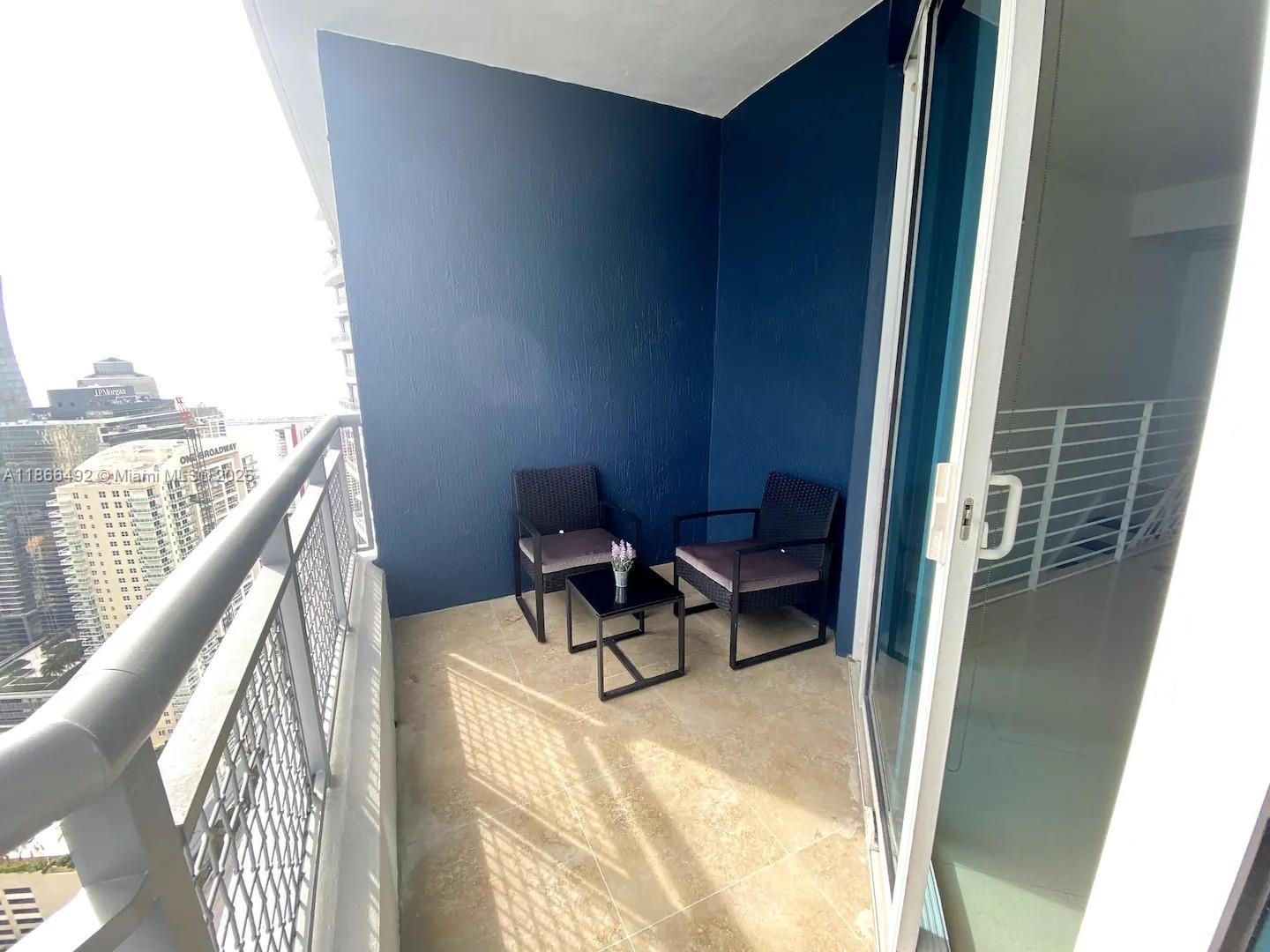 image Infinity At Brickell Cond2