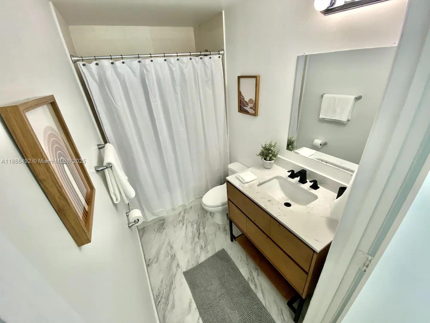 image Infinity At Brickell Cond3