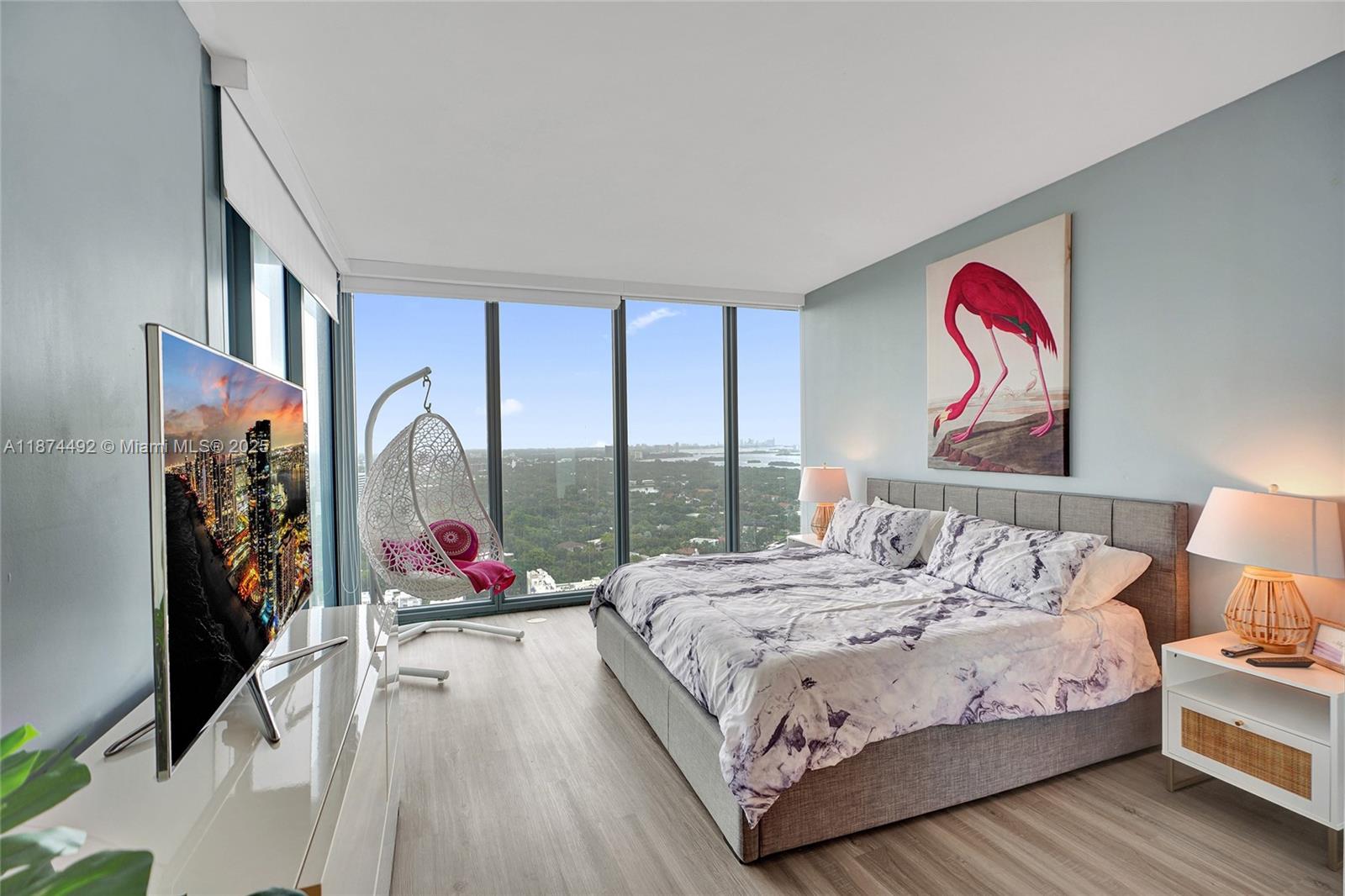 image Blue Condo11