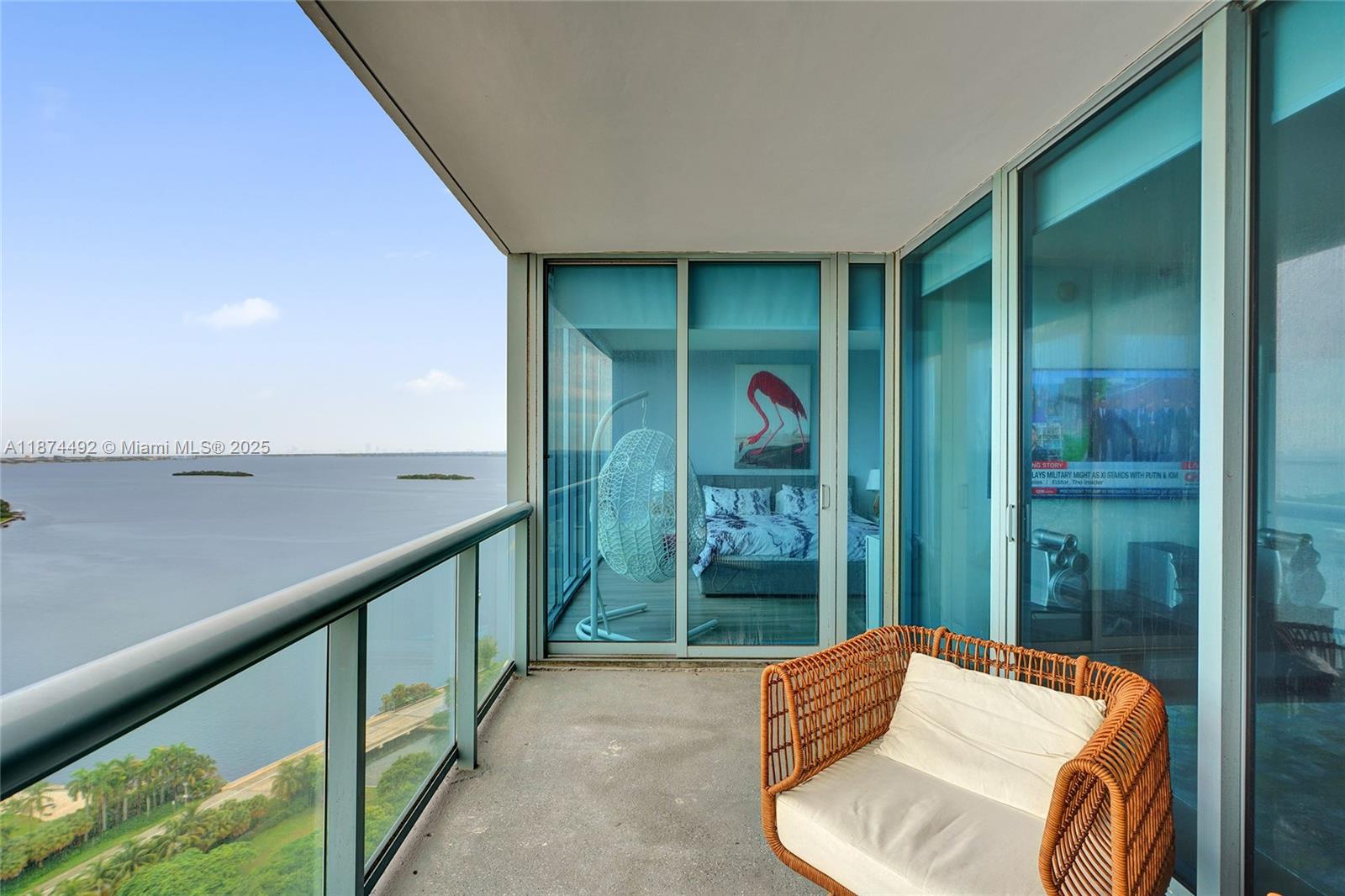 image Blue Condo1