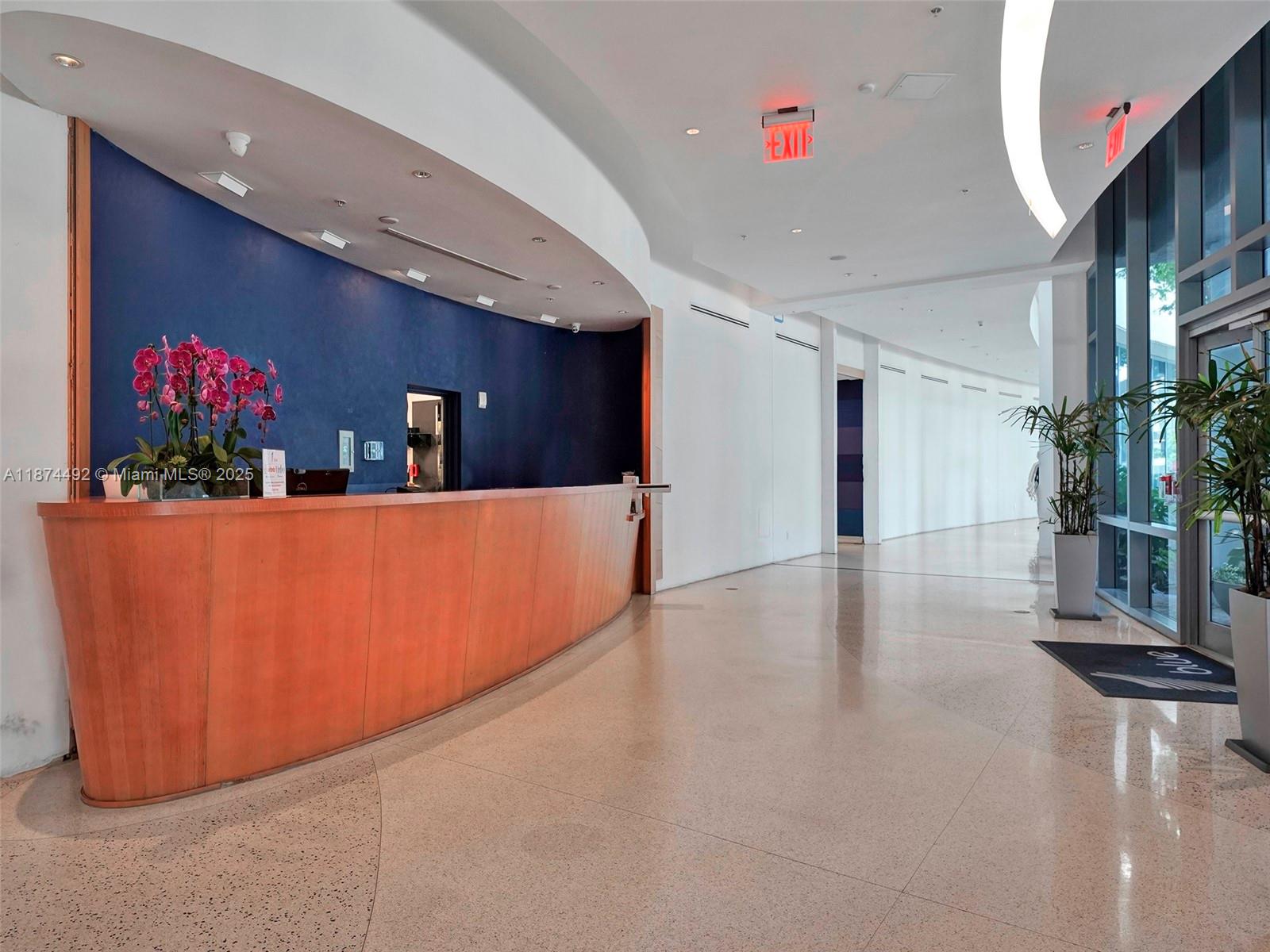 image Blue Condo60