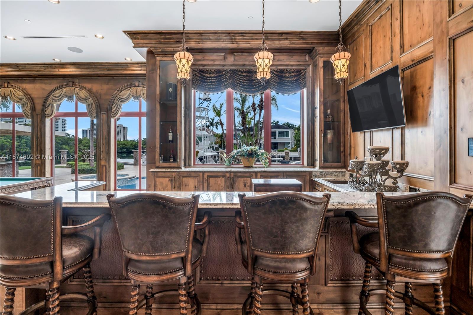 700 Osprey Pt Cir Boca Raton, FL 33431