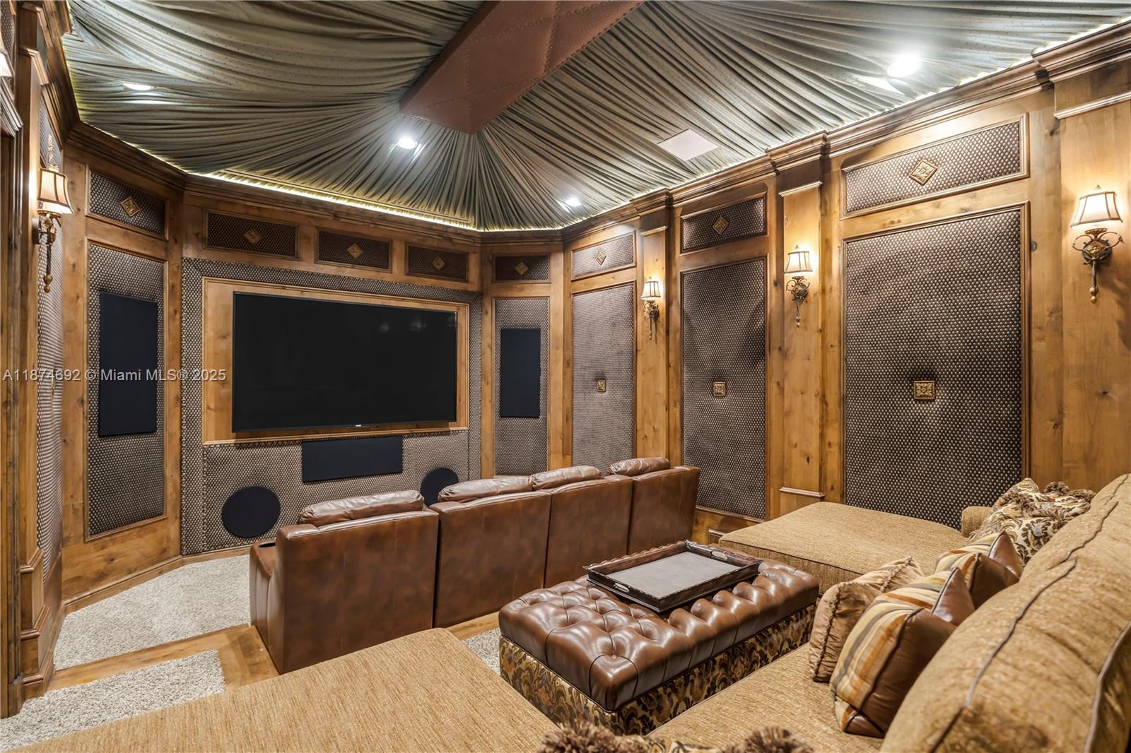 700 Osprey Pt Cir Boca Raton, FL 33431