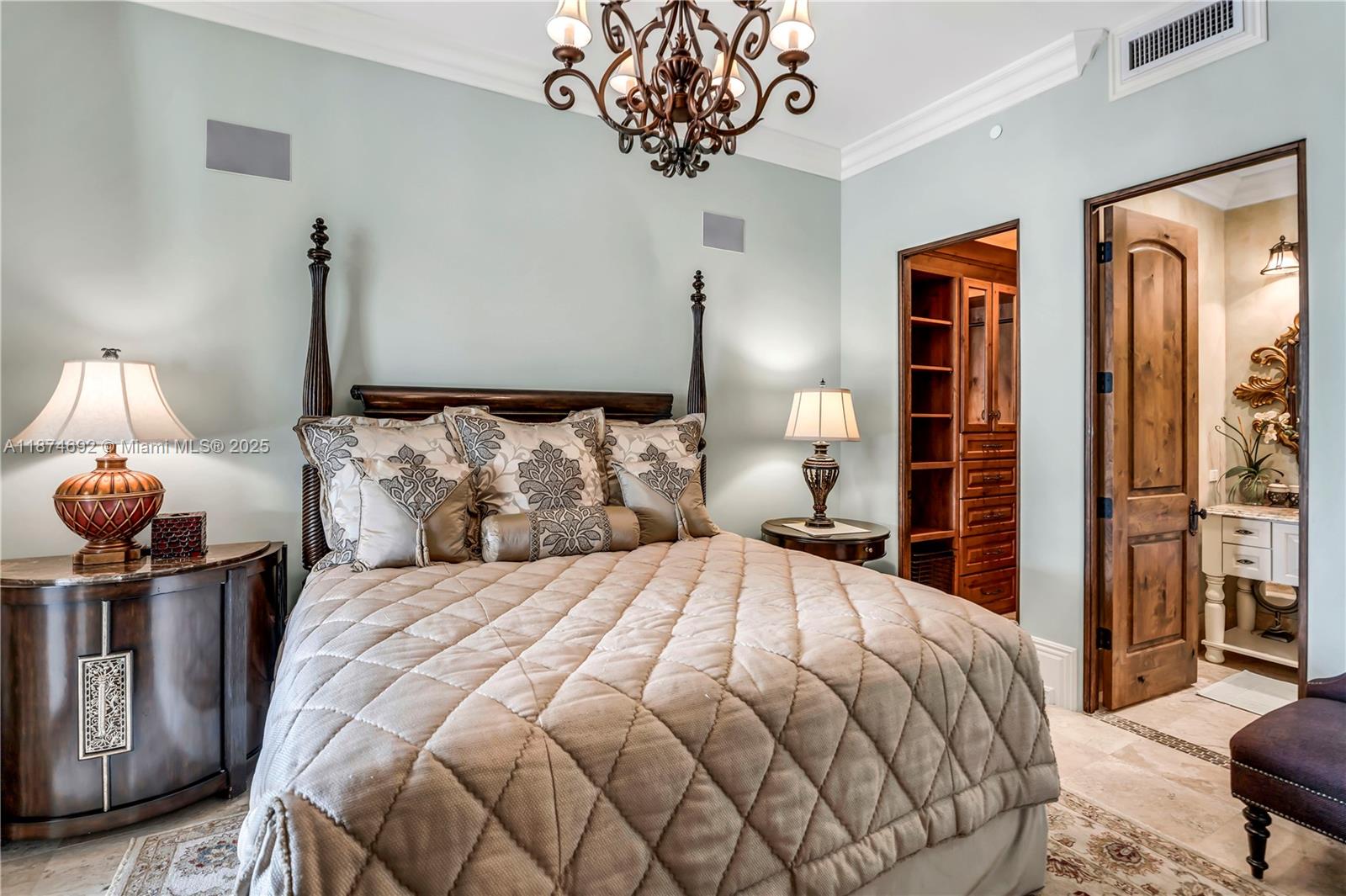 700 Osprey Pt Cir Boca Raton, FL 33431