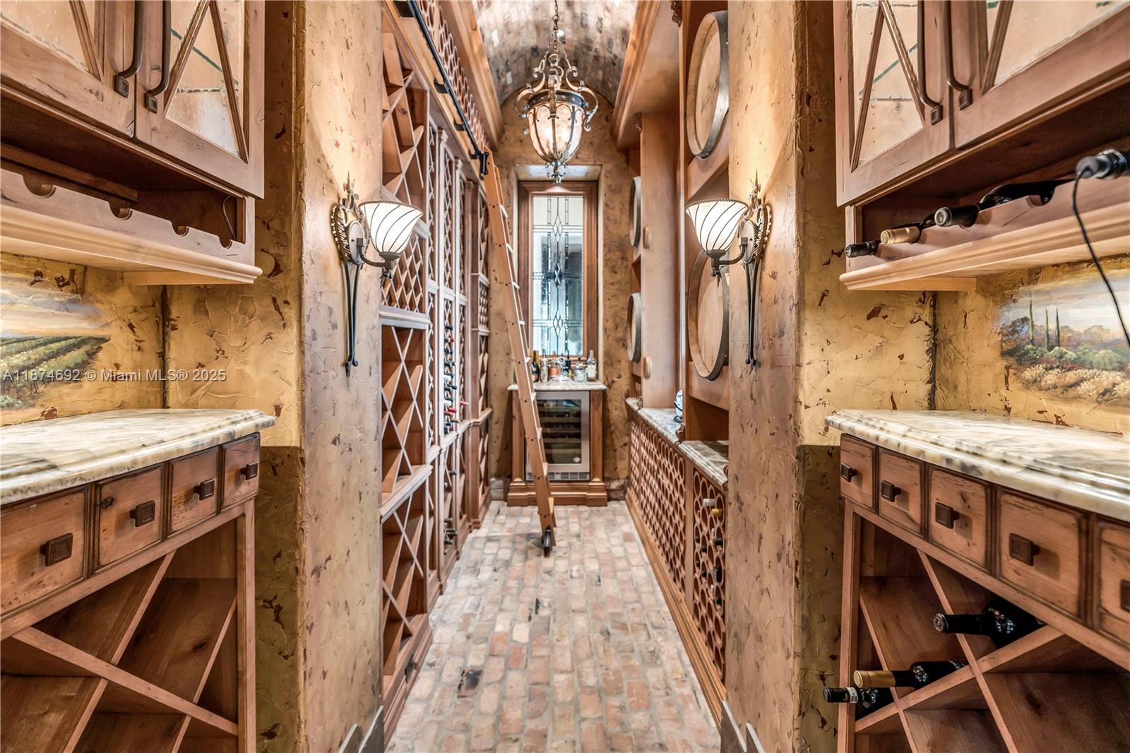 700 Osprey Pt Cir Boca Raton, FL 33431