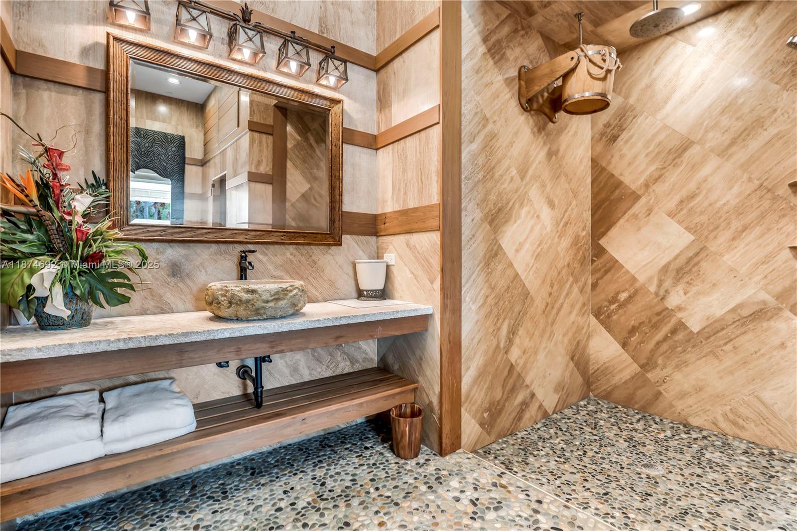 700 Osprey Pt Cir Boca Raton, FL 33431