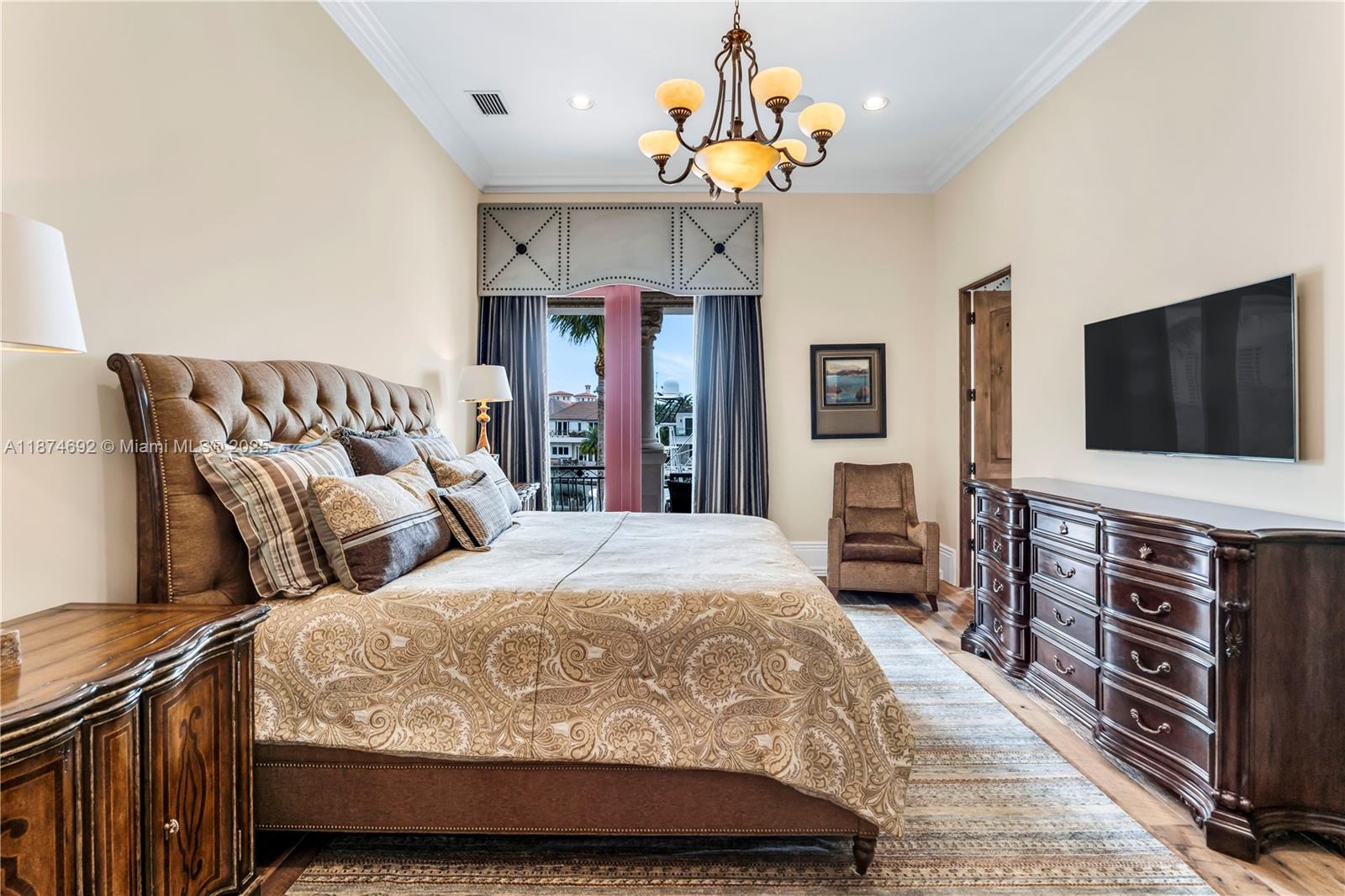 700 Osprey Pt Cir Boca Raton, FL 33431