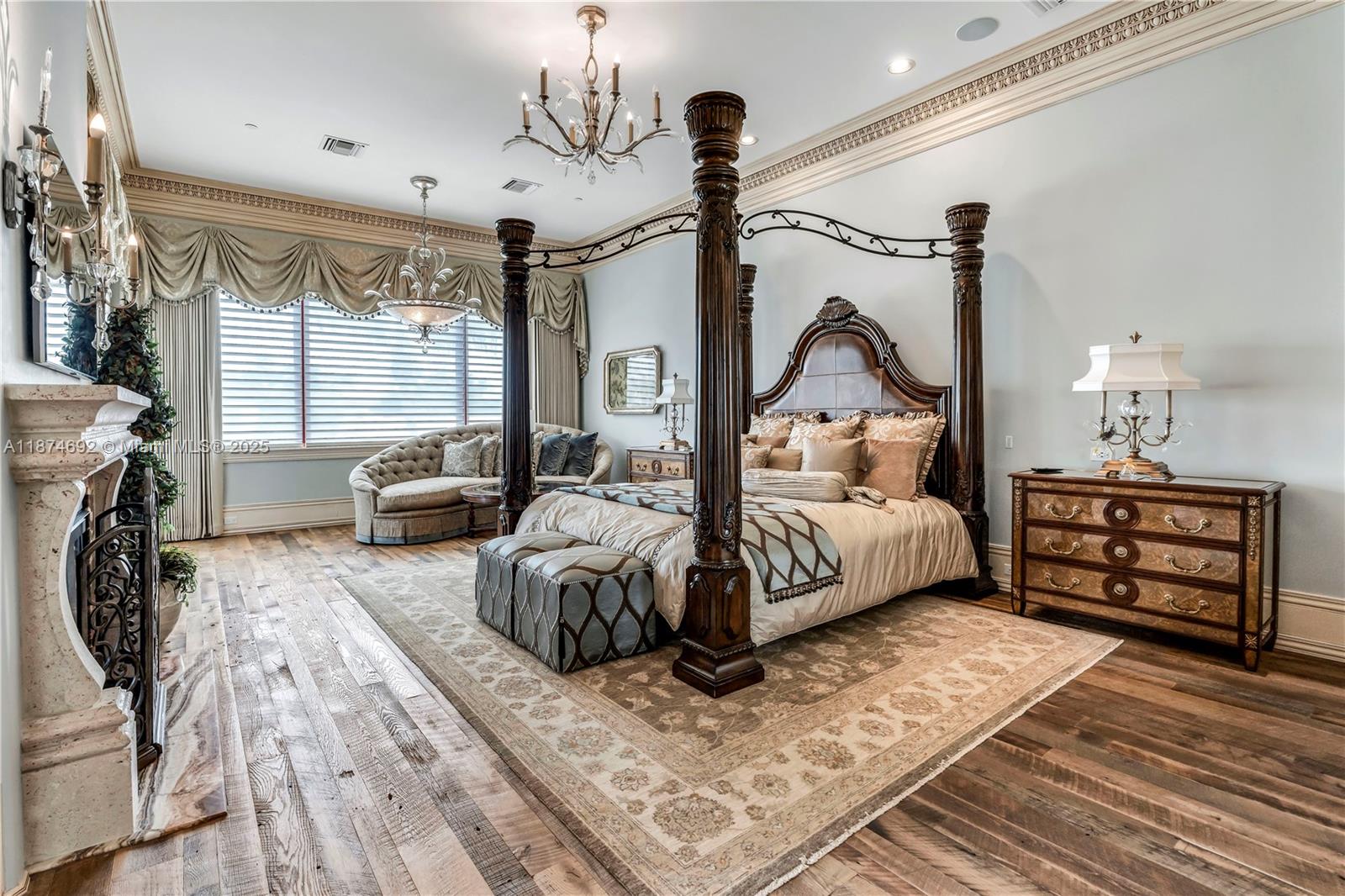 700 Osprey Pt Cir Boca Raton, FL 33431