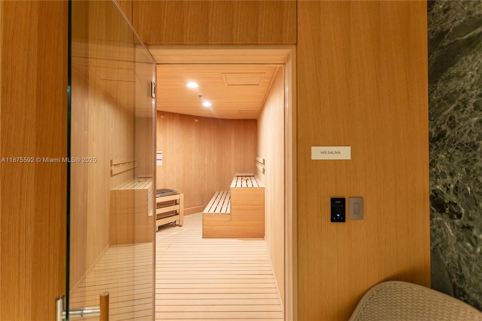 image Aston Martin Residences63