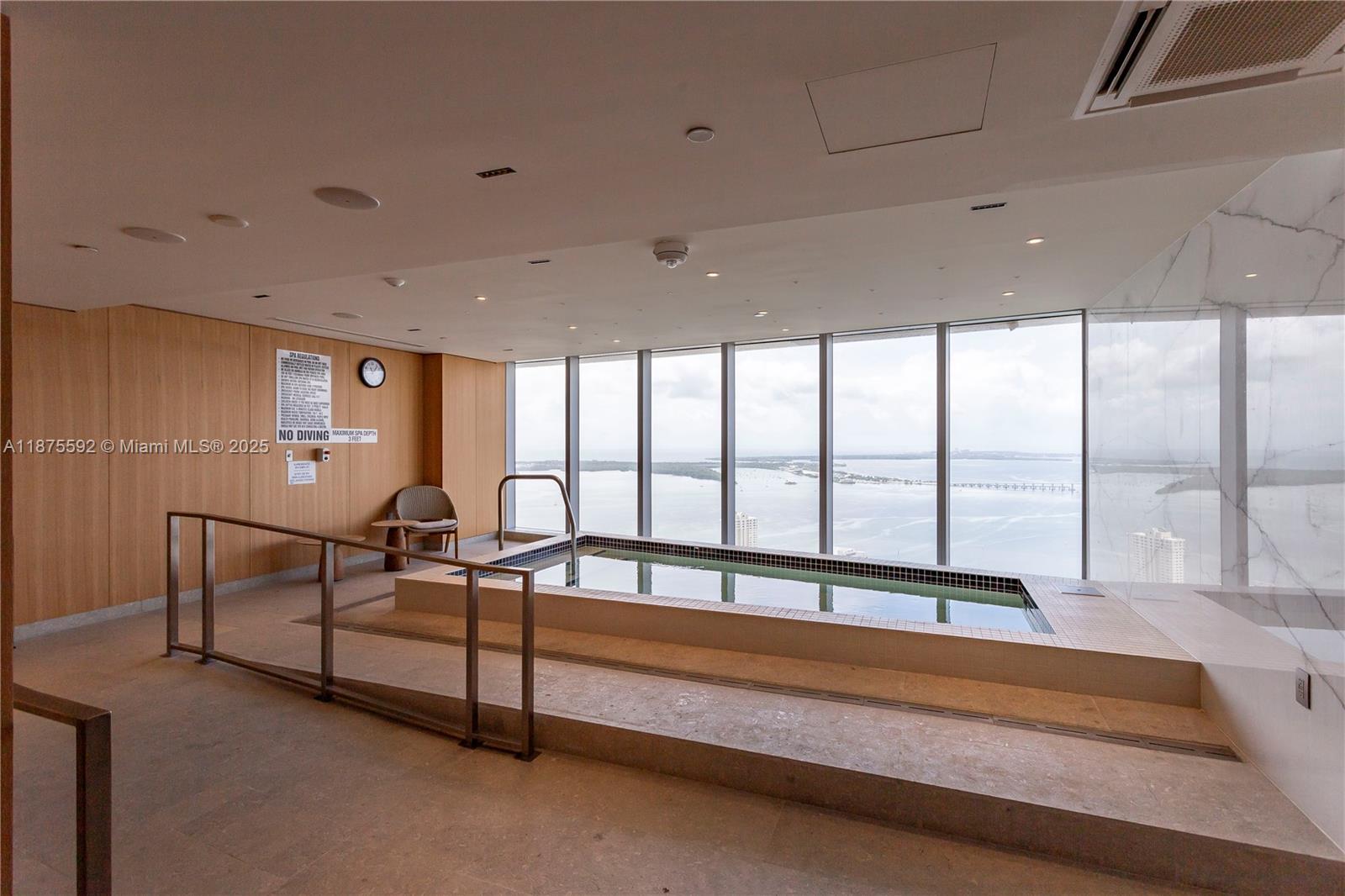 image Aston Martin Residences66